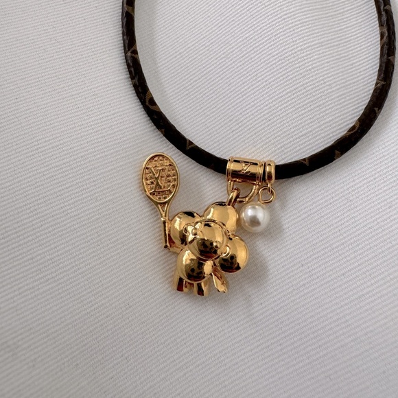 Louis Vuitton Vivienne On The Court Bracelet - SOLD OUT - Picture 2 of 3